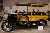 File:1923 Ford Model T Depot Hack.jpg - Wikimedia Commons