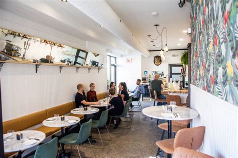 100 Essential Restaurants In Toronto To Add To Your Bucket List