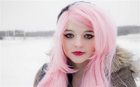 Girl Teenager Makeup Fancy Pink Hair Wallpaper Coolwallpapersme
