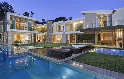 Sumptuous And Sleek Modern Property On The Sunset Strip Mega Mansions