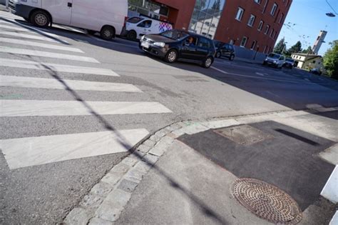 Immer und überall gibt es ständig neue regeln zu beachten. Radfahrerin (65) nach schwerem Unfall mit LKW in Linz-Neue ...