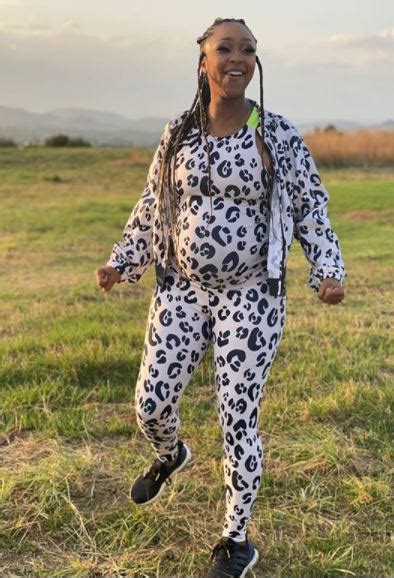 Photo Minnie Dlamini On Her 9th Month Of Being Pregnant Fakaza News