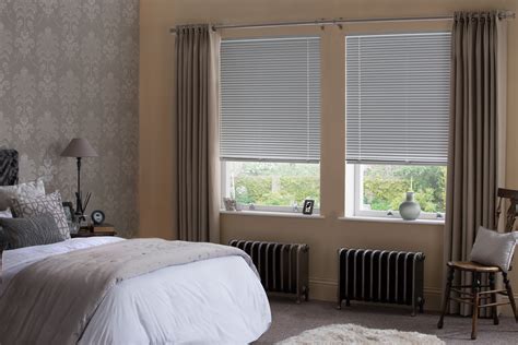 Blinds, shades, shutters and drapery panels. Aluminium Venetian Window Blinds with ULTRA one-touch ...