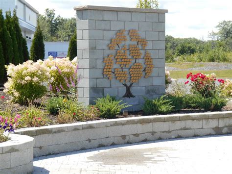 Cast Bronze Plaques And Outdoor Donor Displays — Donor Trees Rcb