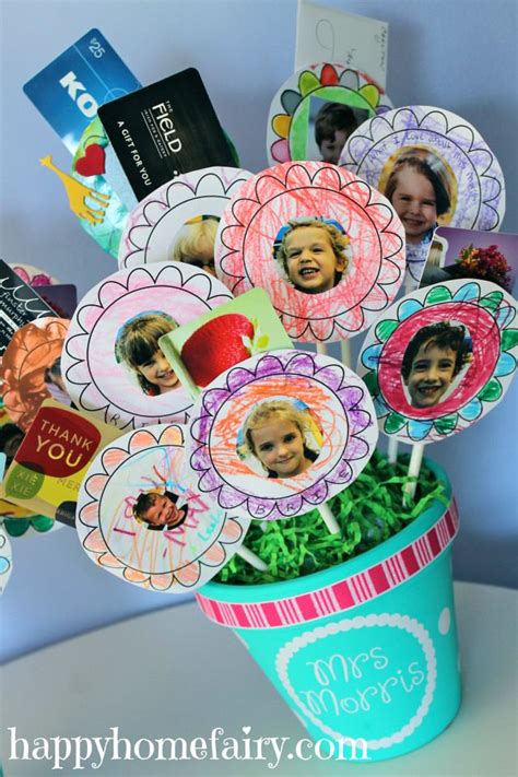 We offer you several master classes for creating beautiful and original cards. 7 DIY teacher gift ideas to make gift cards more personal