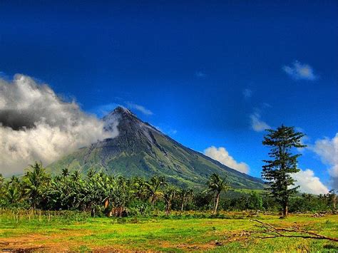 Albay Home Of Perfect Cone Mayon Volcano Travel To The Philippines
