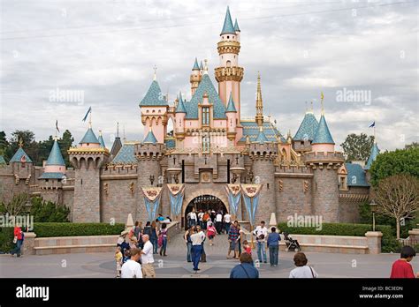 Anaheim Disney Castle Hi Res Stock Photography And Images Alamy