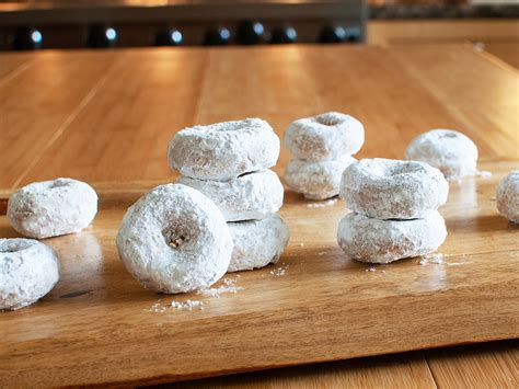 Hostess Powdered Donuts Copycat Recipe By Todd Wilbur