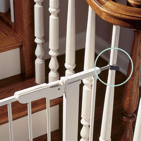 Retractable Baby Gate Banister To Wall Qcrusd