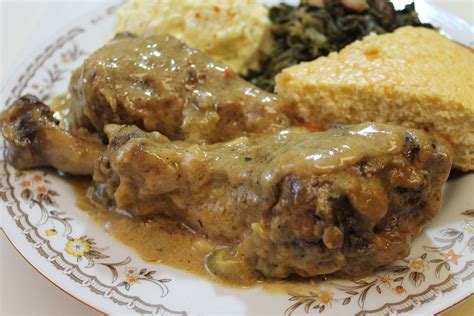 Southern Smothered Turkey I Heart Recipes Recipe Turkey Leg Recipes Smothered Turkey