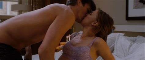 Natalie Portman Desnuda En No Strings Attached