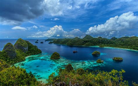 Indonesia Tropical Islands Mountain Landscape Wallpapers
