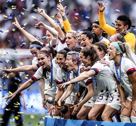 Celebrity Reactions To Uswnts 2019 World Cup Win Popsugar Fitness