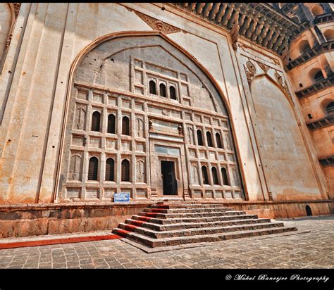 Entrance Gol Gumbaz, Bijapur, Karnataka | Gol Gumbaz is the … | Flickr