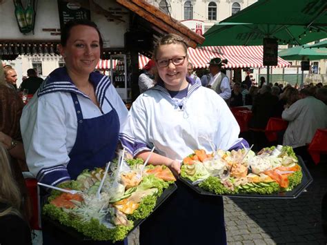 Fischmarkt hamburg offnungszeiten und infos hamburg de. 24. Hamburger Fischmarkt in München · 6. - 16. Mai 2021 ...