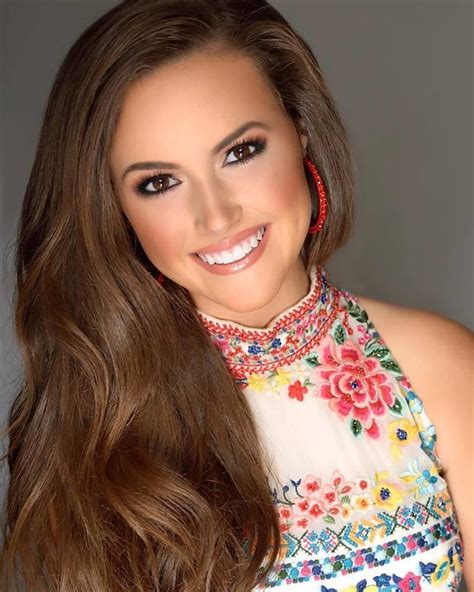 Allison Tucker Arkansas Contestant Miss Teen Usa 2017 Photoshoot