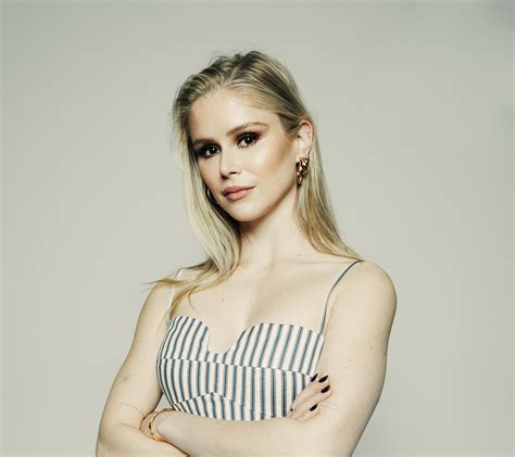 2160x1920 Resolution Erin Moriarty 2023 Actress 2160x1920 Resolution