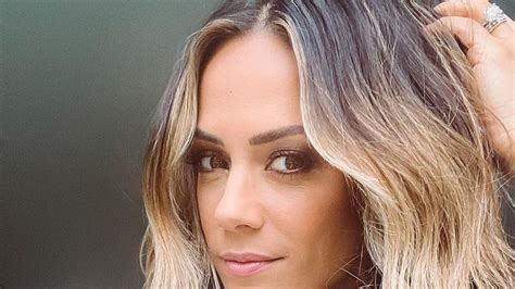 Jana Kramer Goes Topless As She Reveals Breast Implant Results After