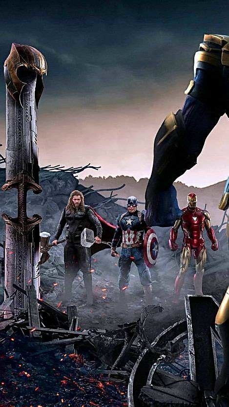 Ok, this one doesn't really count since it didn't actually happen inside the comic. Thor, Captain America & Ironman Vs Thanos | Marvel superheroes