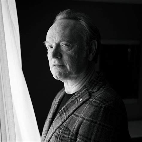 How Jared Harris Emerged From His Famous Fathers Long Shadow The