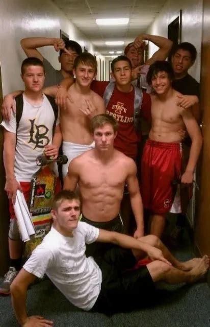 Shirtless Male Frat Guy Jocks Fraternity College Party Dudes Photo 4x6