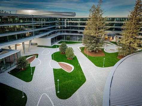 Hok Unveils Biophilic Silicon Valley Campus Central Wolfe In 2020