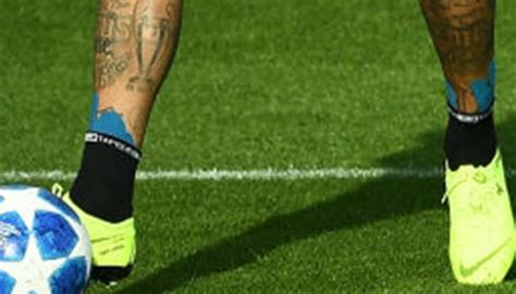 no nikes here is which new football socks neymar is wearing since this month footy headlines