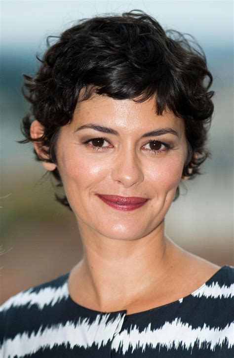 Typically, round faces tend to be fuller in the cheeks, so by adding height to a style, like ginnifer goodwin does soft curls look great with any face shape, but to make them extra flattering on a round face, papanikolas suggests cutting. 206 Pixie Haircuts for Naturally Curly Hair #curly # ...