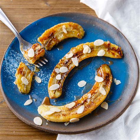 Fried bananas are a popular dessert and snack food in thailand and throughout southeast asia. Fried Honey Banana (Unbelievably Good) | Paleo Grubs