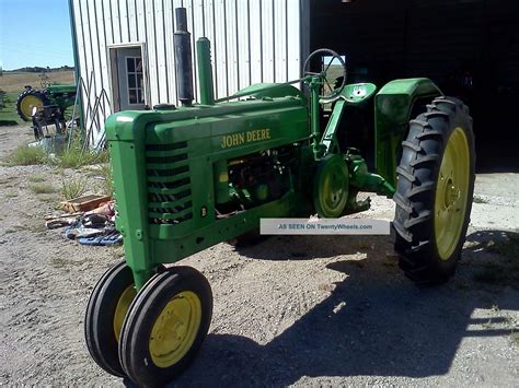Andy, on your 51 b, you didn't give the mag type or model deere used slightly different mags on different years, or as replacements. Vintage 1943 John Deere Model B Farm Tractor 2 Cylinder Hand Start W/ Fenders