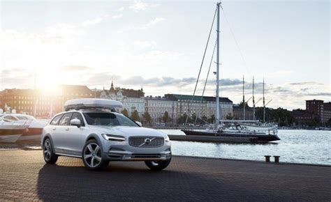 Volvo Shows V90 Cross Country Ocean Race Edition News Car And Driver