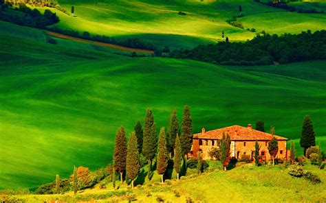7680x4320 Europe Italys Tuscany Summer Hills Field With House 8k