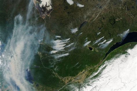 Forest Fires Rage In Quebec Earth Com
