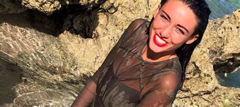 Delphine Wespiser Miss France 2012 Se Dénude Sur Instagram Mce Tv