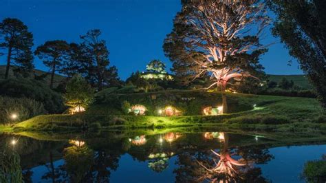Auckland Hobbiton Movie Set And Waitomo Small Group Tour Getyourguide