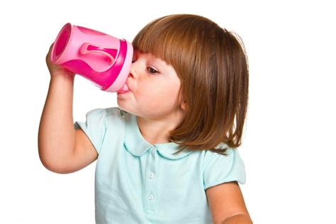 Sippy Cup Tips How To Wean From Bottle Or Breastfeeding To A Sippy Cup