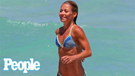 Kelly Ripa Reveals Why She S So Grateful For The Topless Photo She