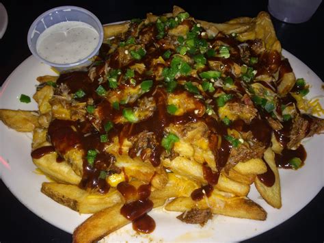 The ribs were full of flavor and the meat was falling off the bone. The Barbecue Fiend: Blues City Cafe (Memphis, TN)