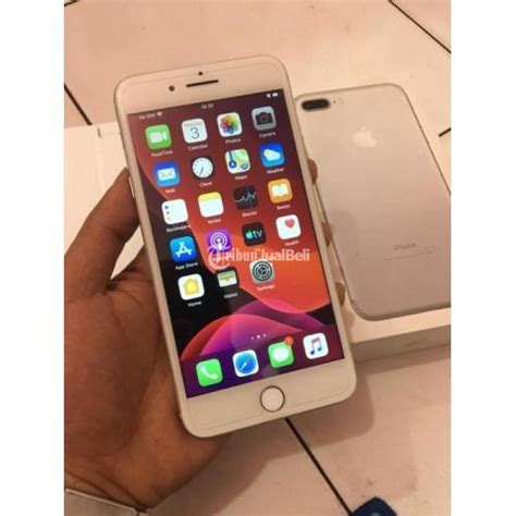 Hp Iphone 7 32gb Bekas Warna Silver Mulus Lengkap Original No Minus Di