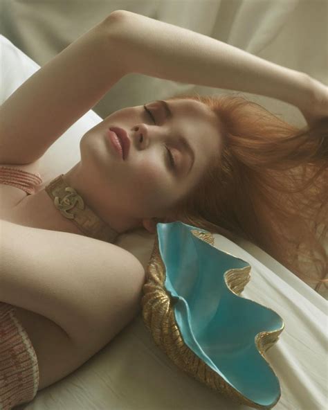 Ellie Bamber Sexy 4 Photos Thefappening