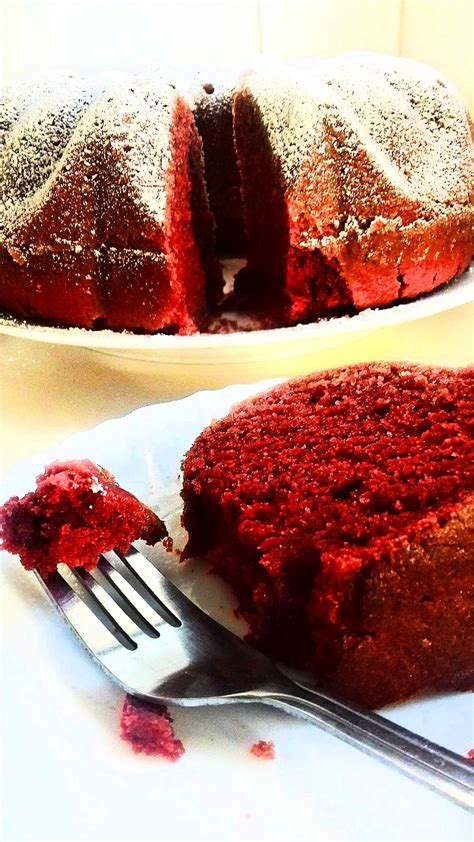 Please remove all the decorations when you slice it and serve. HOLIDAY RED VELVET BUNDT CAKE / Nairobi Kitchen