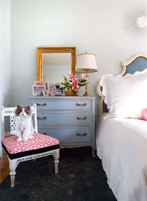 Inspiring And Budget Friendly Vintage Bedroom Ideas
