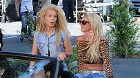 Iggy Azalea Reveals Britney Spears "Pretty Girls" Video Details - YouTube