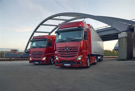 Actros L Mercedes Bringt Neuen Lkw F R Fernverkehr Lkw News