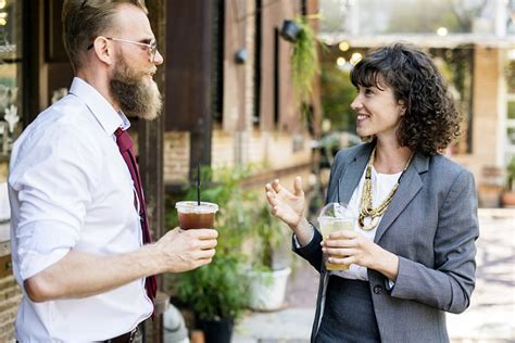10 Tips On How To Make Small Talk Man Of Many