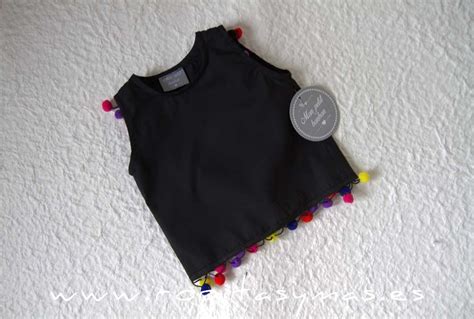 Camisa Negra Pompones Loros Mon Petit Bonbon Ropitasymas