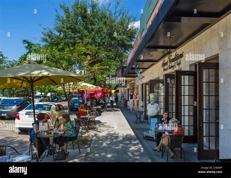 Sidewalk Restaurant On Park Avenue The Main Street In Winter Park