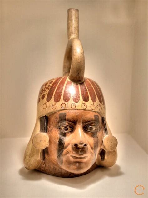 moche portrait vase 1 800 ce larco museum lima peruvian art latino art inca empire