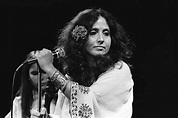 Has Maria Muldaur Found Her Oasis? – Rolling Stone
