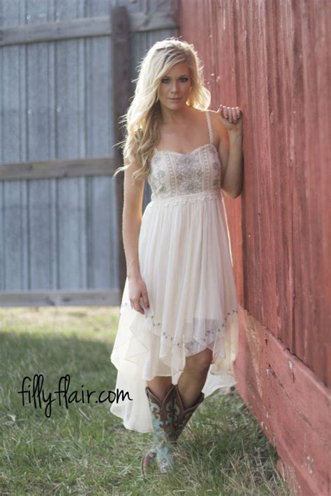 Cowgirl Country Wedding Dresses Top 10 Cowgirl Country Wedding Dresses